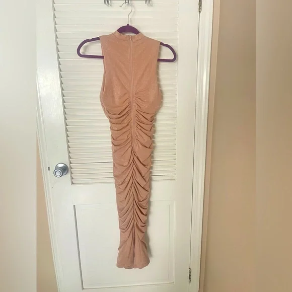 Taupe dress. - Picture 2 of 2